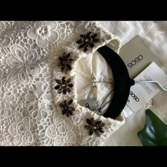 White Lace Romper with Embellished Collar - Picture 4 of 5